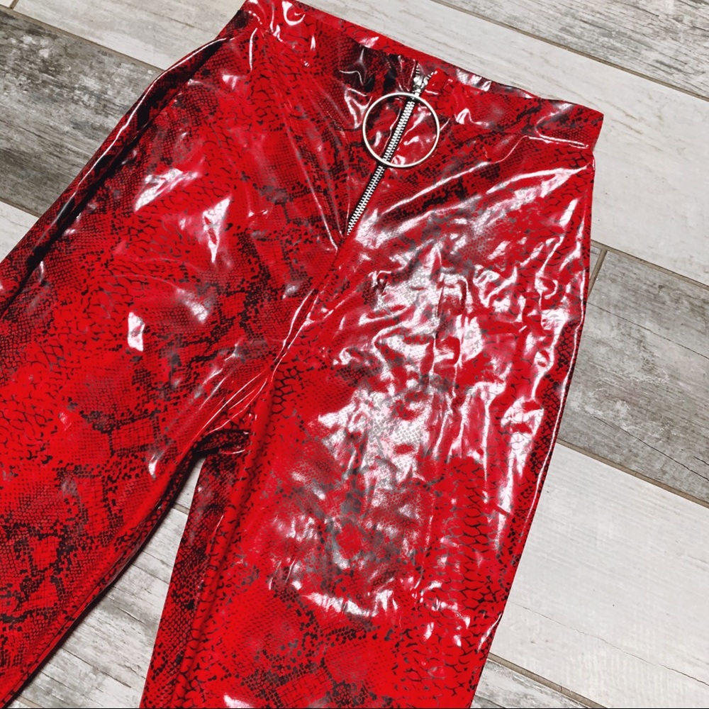PrettyLittleThing Red snakeskin vinyl legging pant